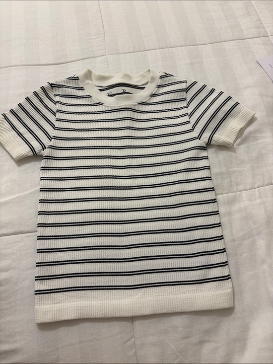 happy rose Tops - Striped Short Sleeve Knit Tee - White & Black